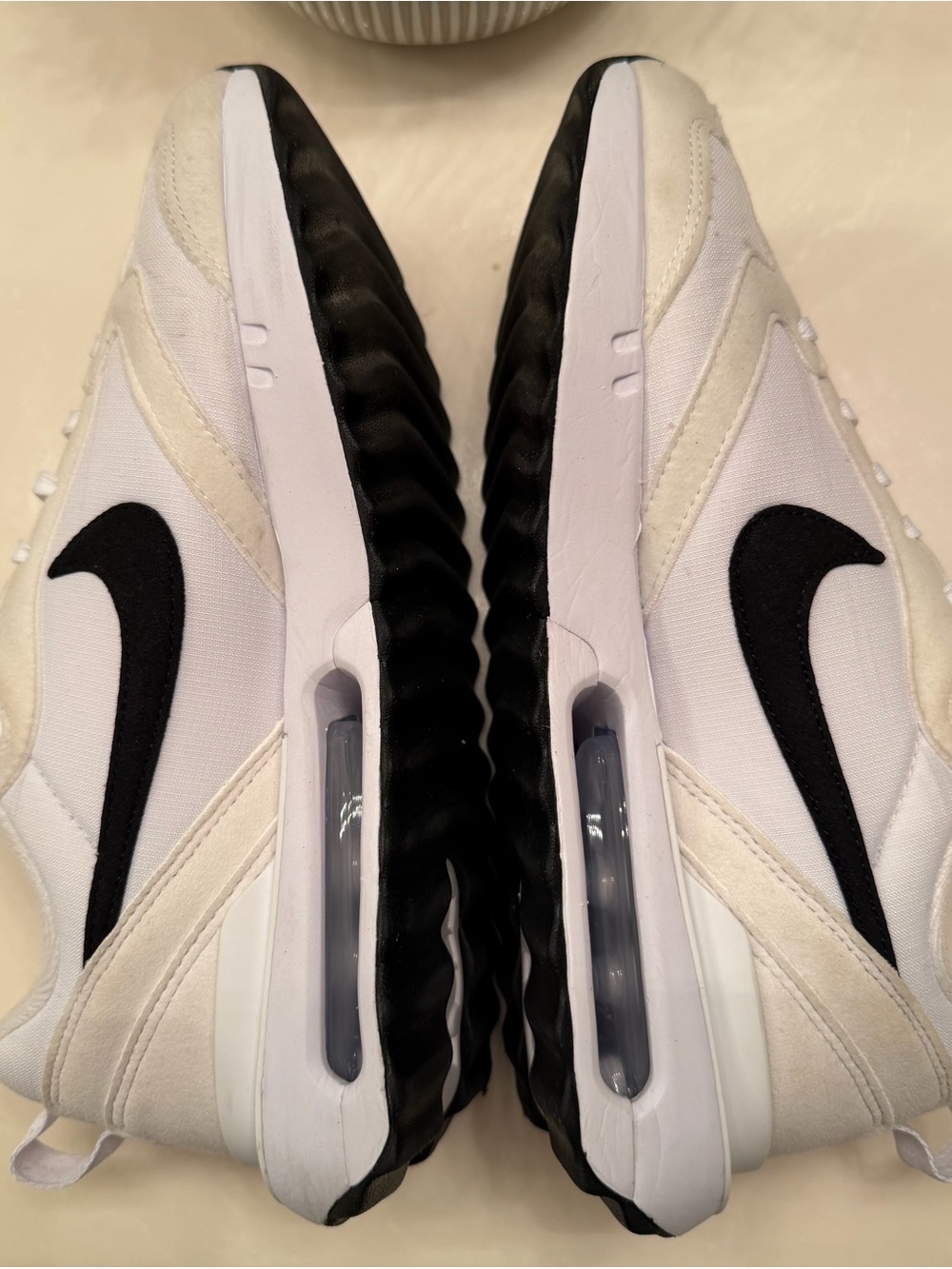Nike Air Max Dawn - Picture 7 of 11
